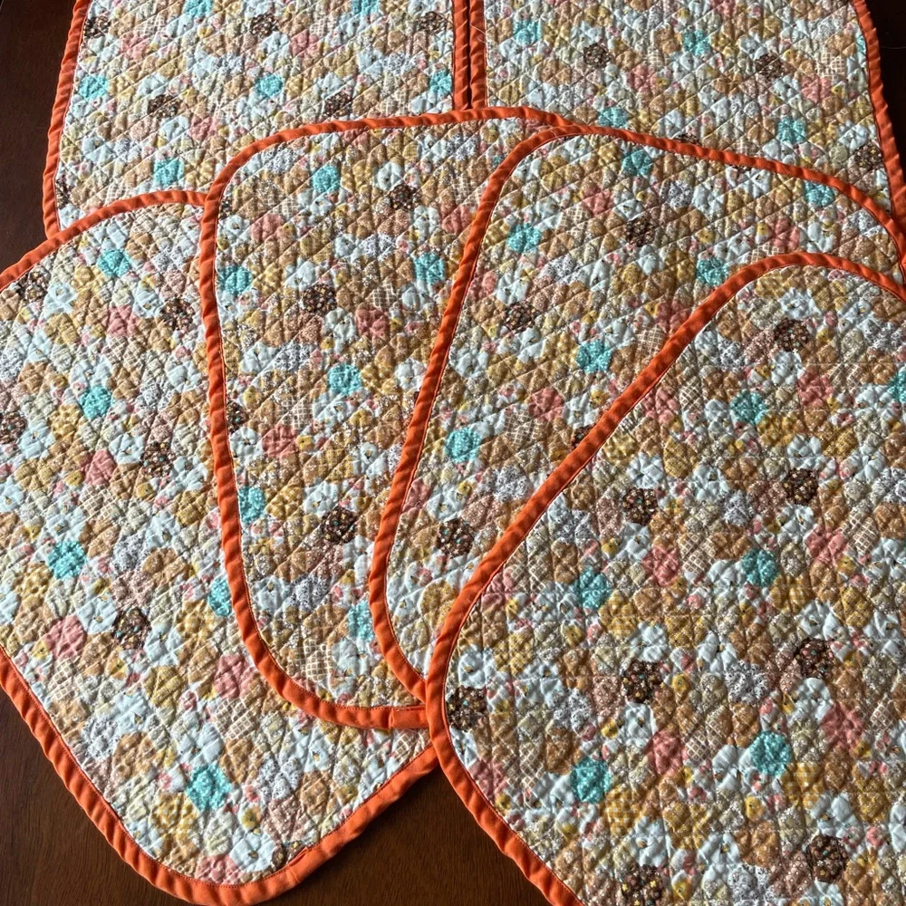 Vintage Quilted Placemats Patchwork Pattern with Rounded Corners Set of 6 Orange